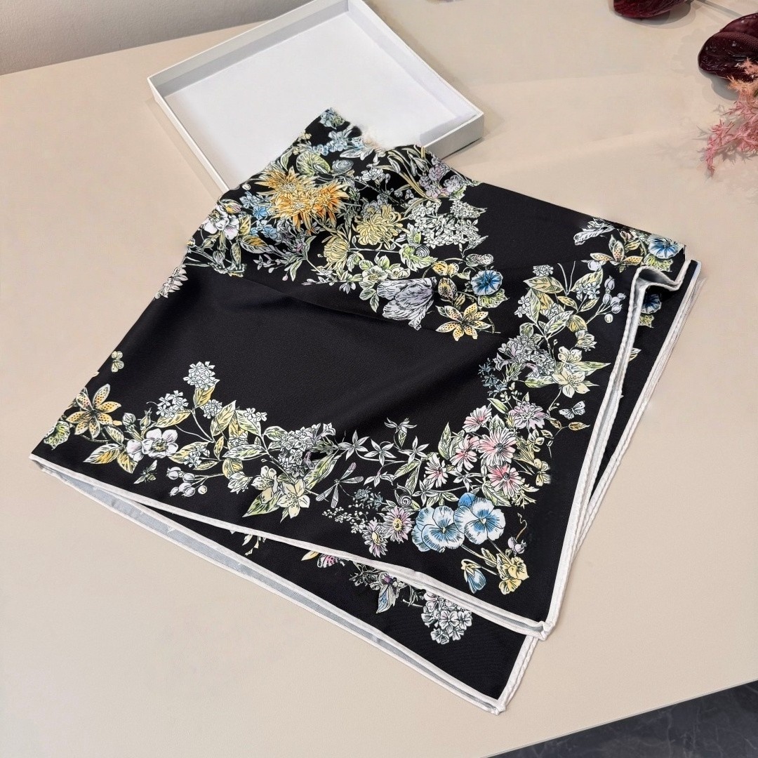 Vintage Fashion Shop - Luxury Designer Silk Scarf Women's Headscarf/shawl