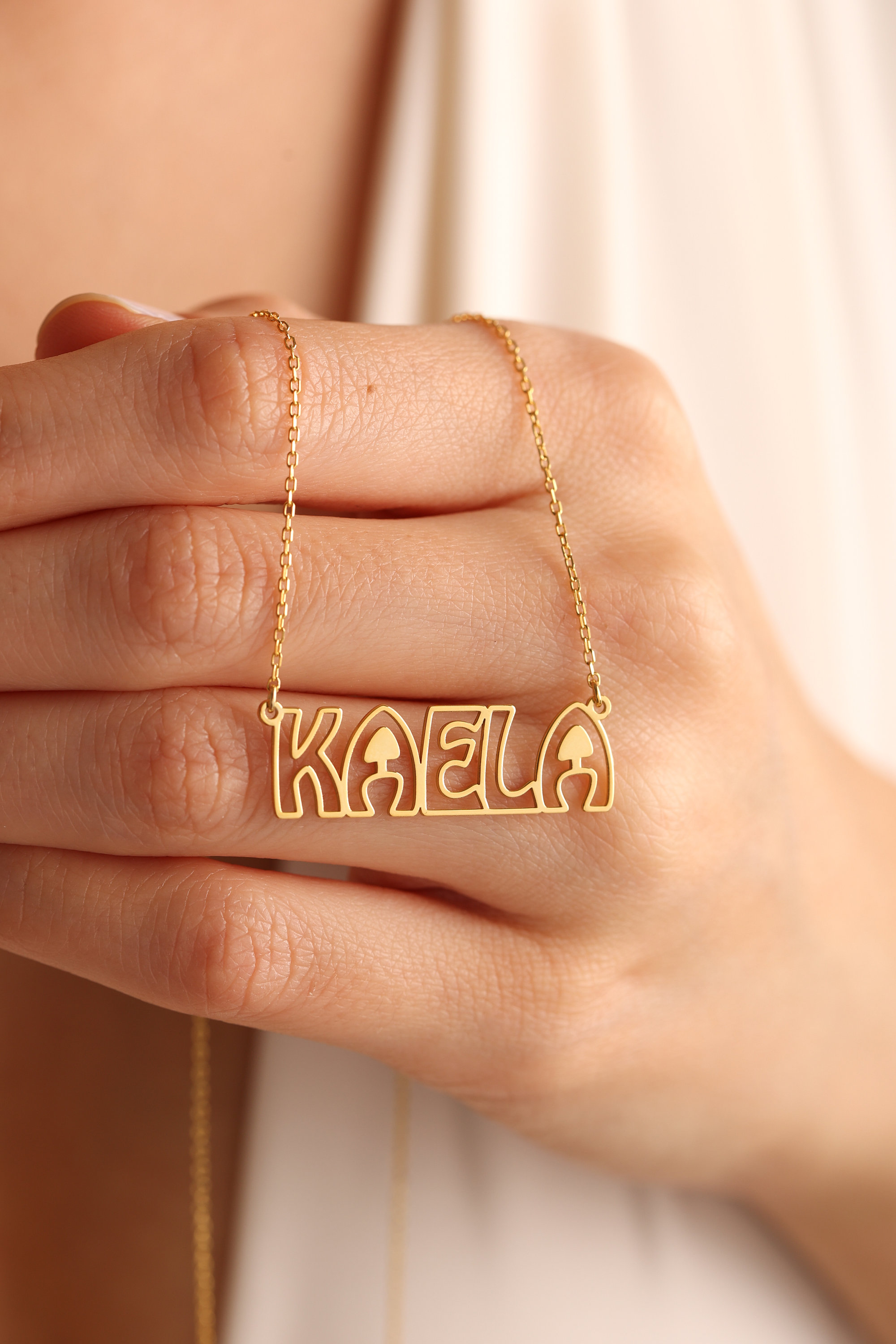 Custom Simple Name Necklace Pe - Vintage Fashion Font avis et prix