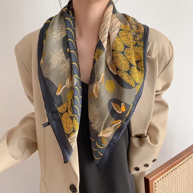Luxury Vintage Silk Scarf Wome - Vintage Fashion Ai avis et prix