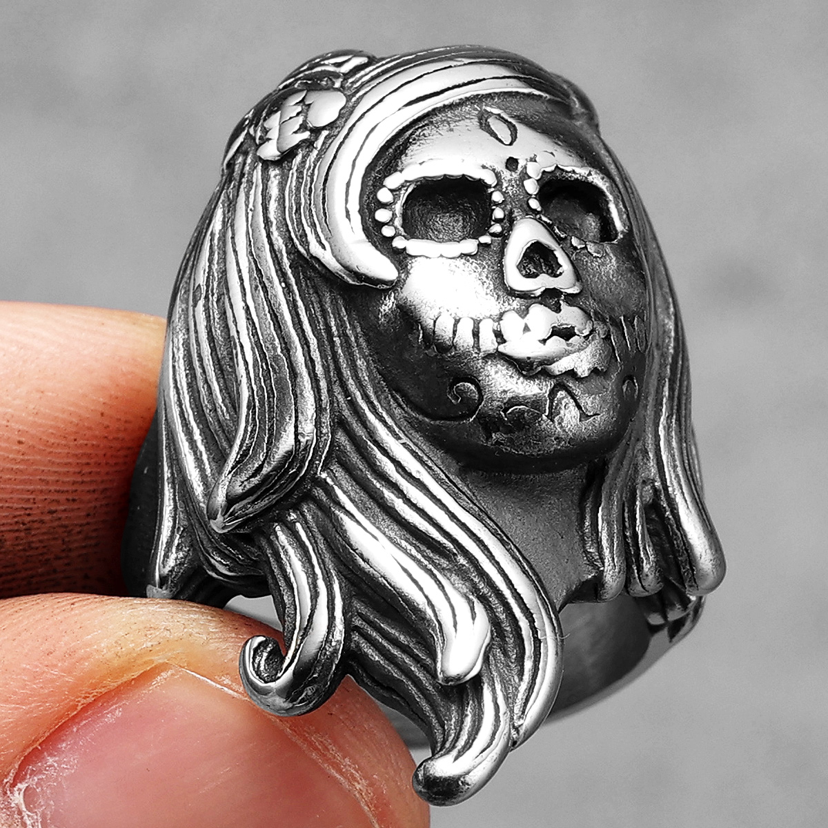 Gothic Horror Doll Skull Men R - Vintage Fashion Stuff avis et prix
