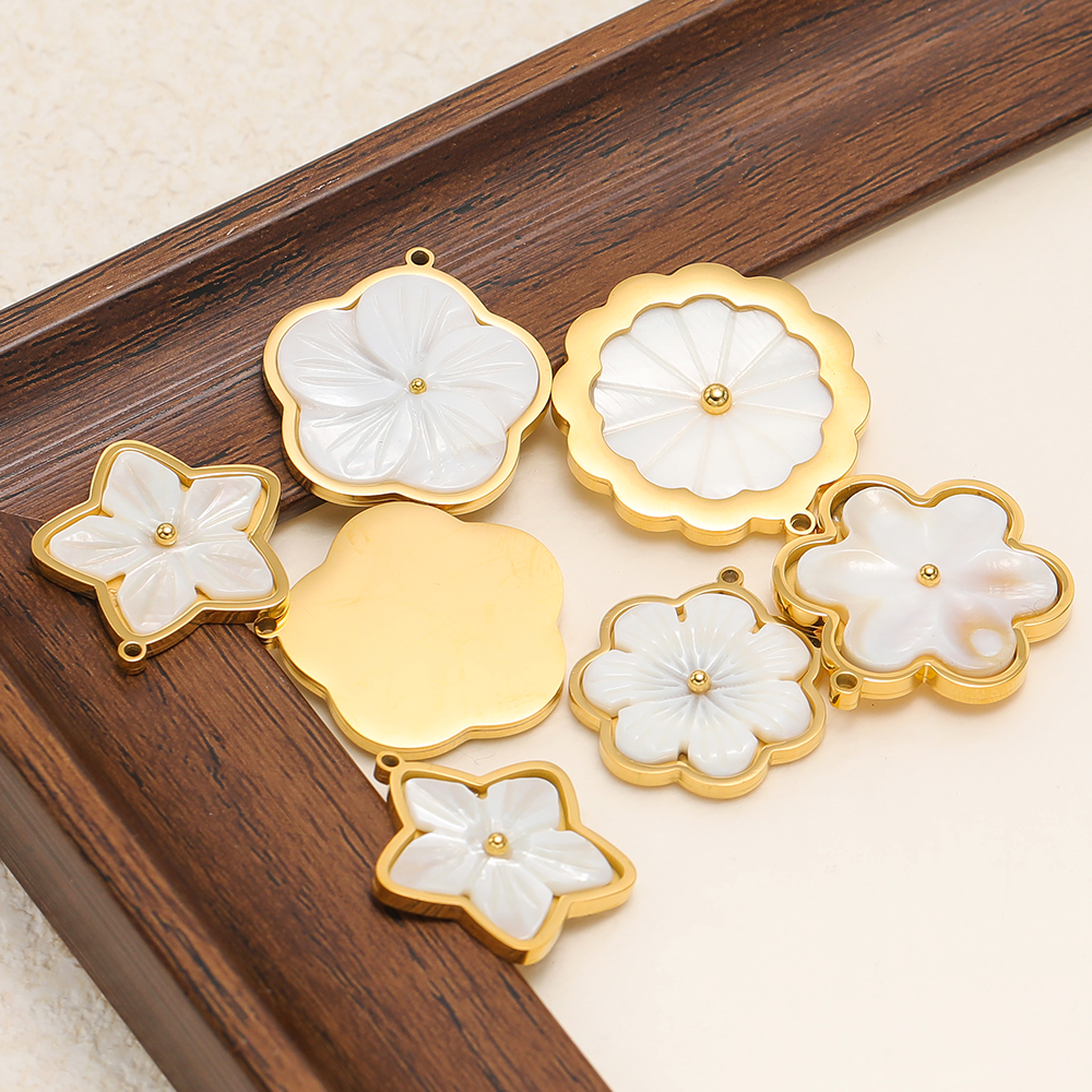 3pcs Stainless Steel Flowers F - Vintage Fashion Necklace avis et prix
